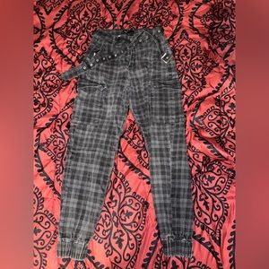 Gray plaid, cargo joggers